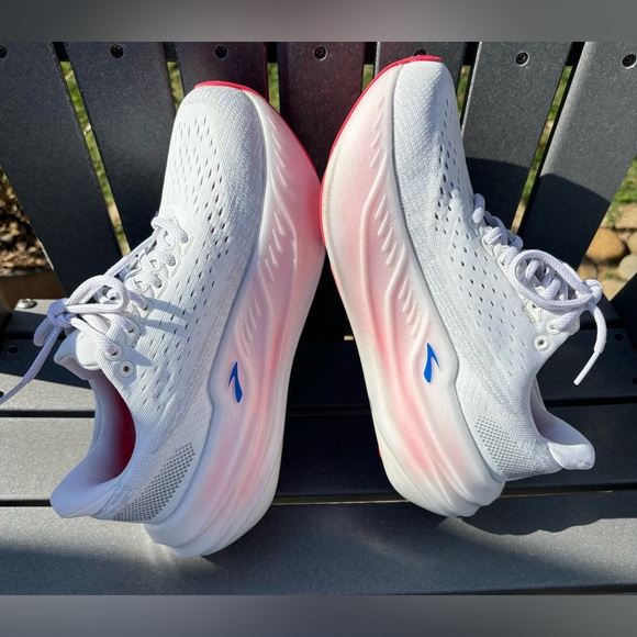 Brooks Glycerin Max EUC - Picture 3 of 16